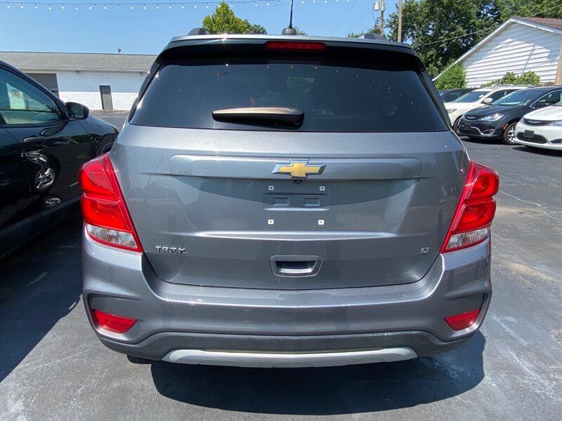 2019 Chevrolet Trax LT - Photo 6 - Belleville, IL 62226