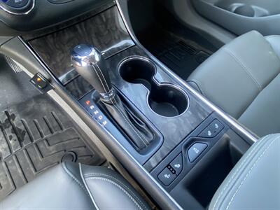 2015 Chevrolet Impala LTZ   - Photo 13 - Cahokia, IL 62206