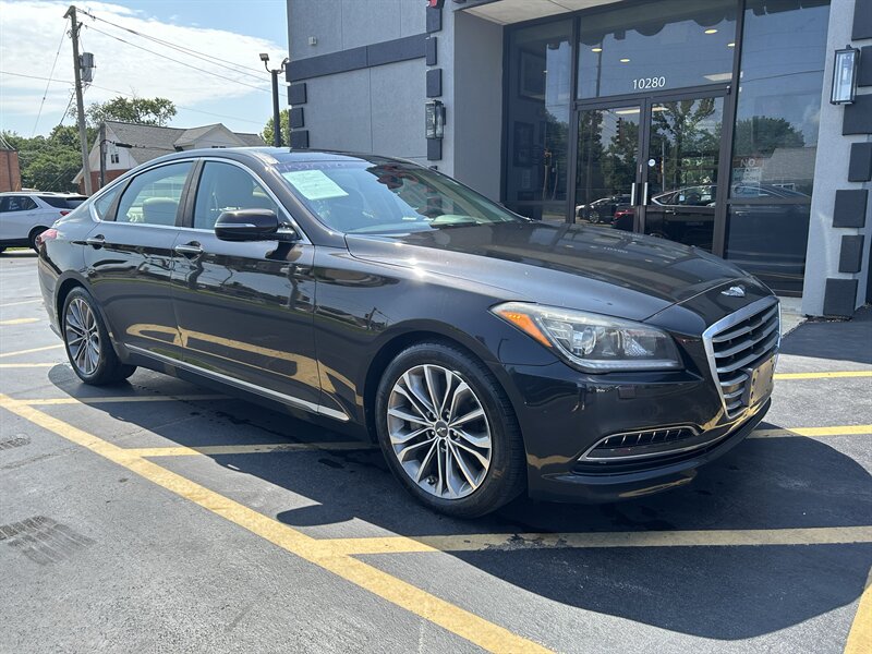 2015 Hyundai Genesis 3.8L - Photo 2 - Fairview Heights, IL 62208