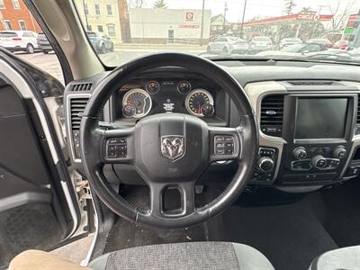 2014 RAM 1500 Big Horn   - Photo 10 - Millstadt, IL 62260