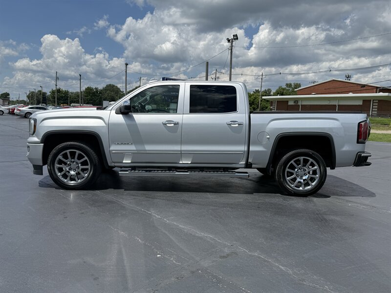 2017 GMC Sierra 1500 Denali - Photo 4 - Cahokia, IL 62206
