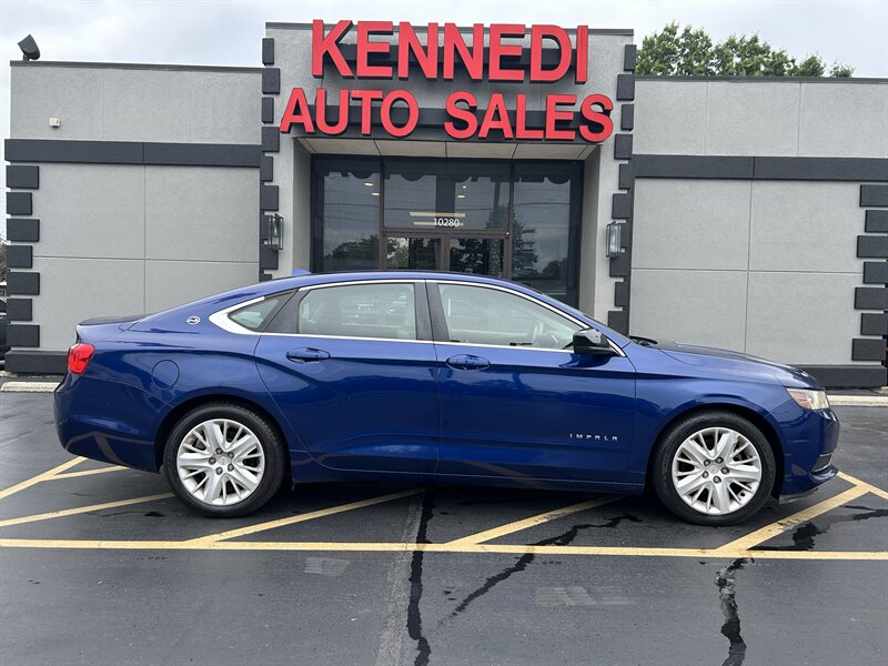 2014 Chevrolet Impala LS   - Photo 1 - Fairview Heights, IL 62208