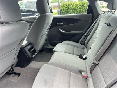 2014 Chevrolet Impala LS   - Photo 9 - Fairview Heights, IL 62208