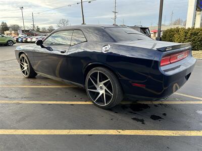 2013 Dodge Challenger SXT   - Photo 5 - Fairview Heights, IL 62208