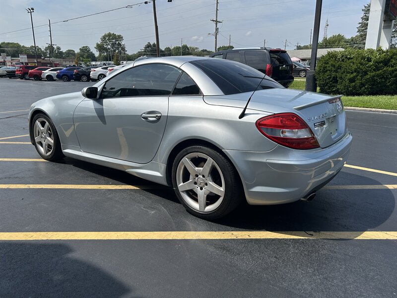 2008 Mercedes-Benz SLK SLK 350 - Photo 5 - Fairview Heights, IL 62208