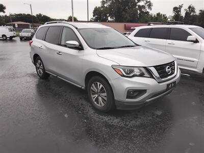 2020 Nissan Pathfinder SV - Photo 2 - Cahokia, IL 62206