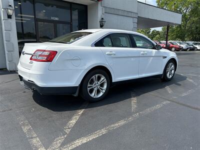 2013 Ford Taurus SEL   - Photo 4 - Fairview Heights, IL 62208