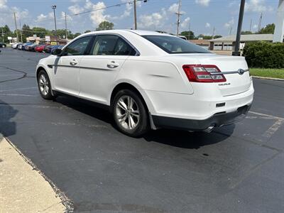 2013 Ford Taurus SEL   - Photo 5 - Fairview Heights, IL 62208