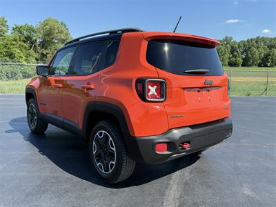 2015 Jeep Renegade Trailhawk   - Photo 10 - Cahokia, IL 62206