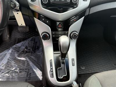 2012 Chevrolet Cruze LT Turbo   - Photo 15 - Cahokia, IL 62206