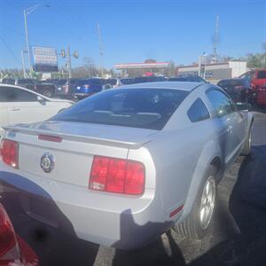 2007 Ford Mustang   - Photo 6 - Belleville, IL 62223