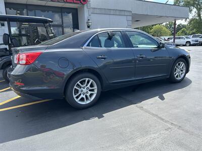 2014 Chevrolet Malibu LT   - Photo 4 - Fairview Heights, IL 62208