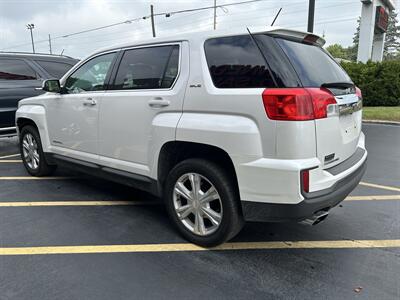 2017 GMC Terrain SLE-1   - Photo 5 - Fairview Heights, IL 62208