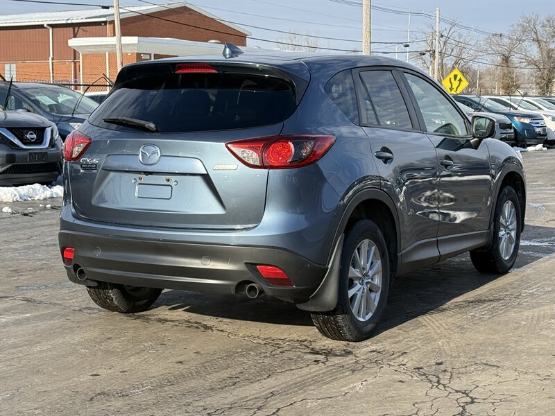 2016 Mazda CX-5 Touring - Photo 8 - Cahokia, IL 62206