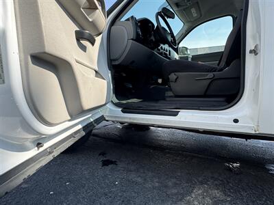 2009 Chevrolet Silverado 1500 Work Truck   - Photo 10 - Millstadt, IL 62260