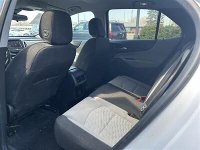 2019 Chevrolet Equinox LT - Photo 9 - Fairview Heights, IL 62208
