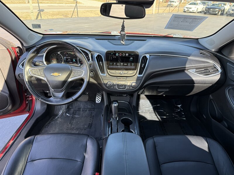 2016 Chevrolet Malibu LT - Photo 11 - Cahokia, IL 62206