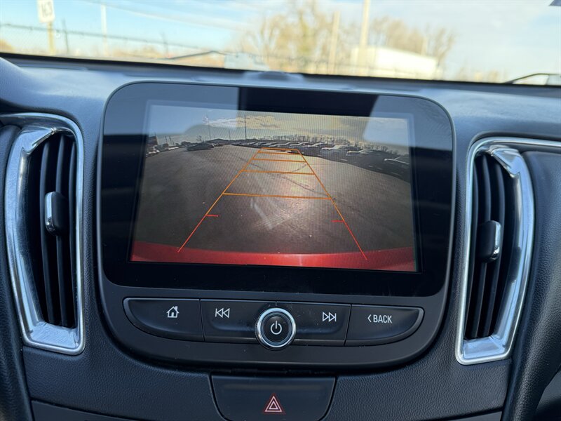 2016 Chevrolet Malibu LT - Photo 15 - Cahokia, IL 62206