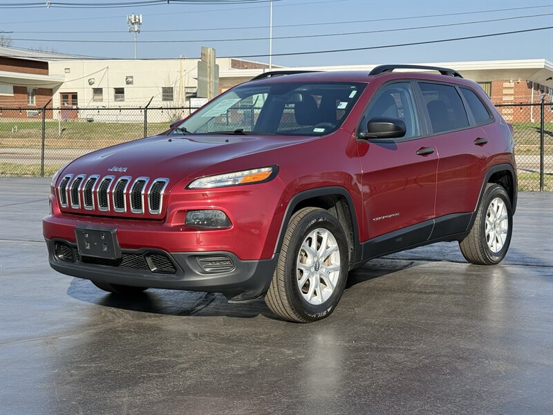 2016 Jeep Cherokee Sport   - Photo 1 - Cahokia, IL 62206