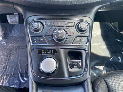 2016 Chrysler 200 S   - Photo 15 - Cahokia, IL 62206