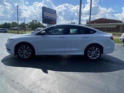 2016 Chrysler 200 S   - Photo 8 - Cahokia, IL 62206