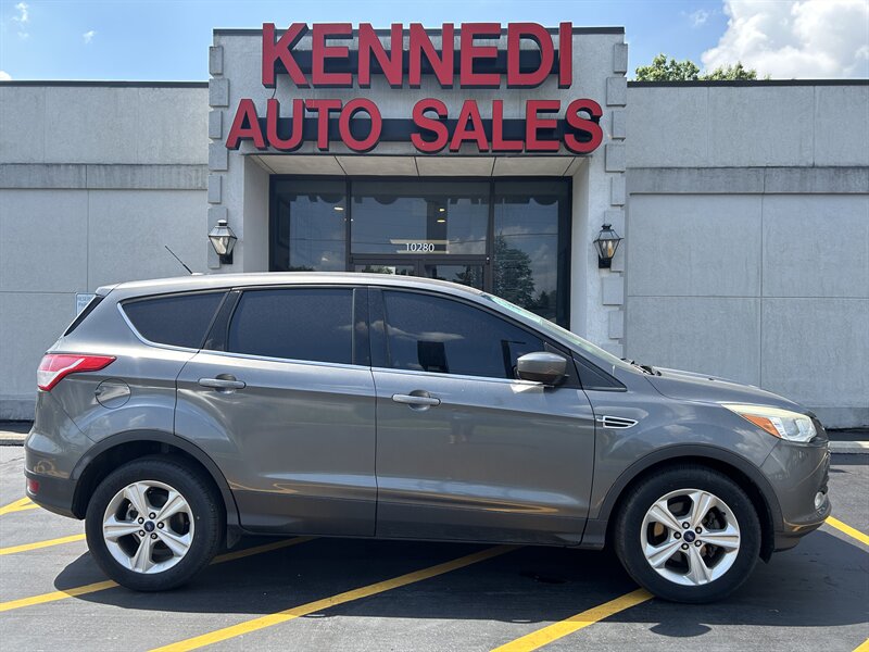 2014 Ford Escape SE - Photo 1 - Fairview Heights, IL 62208