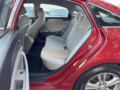 2018 Hyundai Sonata SEL - Photo 17 - Millstadt, IL 62260