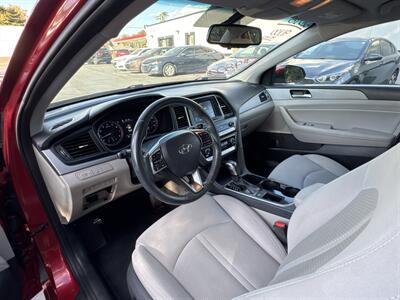 2018 Hyundai Sonata SEL - Photo 10 - Millstadt, IL 62260