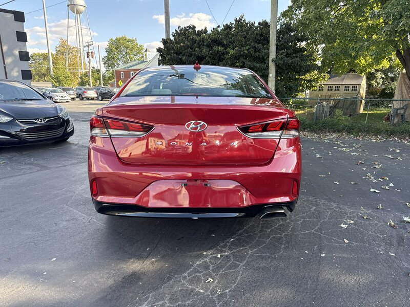 2018 Hyundai Sonata SEL - Photo 8 - Millstadt, IL 62260