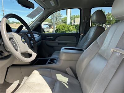 2011 Chevrolet Tahoe LT   - Photo 8 - Fairview Heights, IL 62208