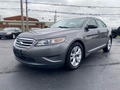 2011 Ford Taurus SEL   - Photo 1 - Cahokia, IL 62206