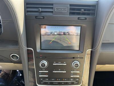 2015 Lincoln Navigator - Photo 16 - Cahokia, IL 62206