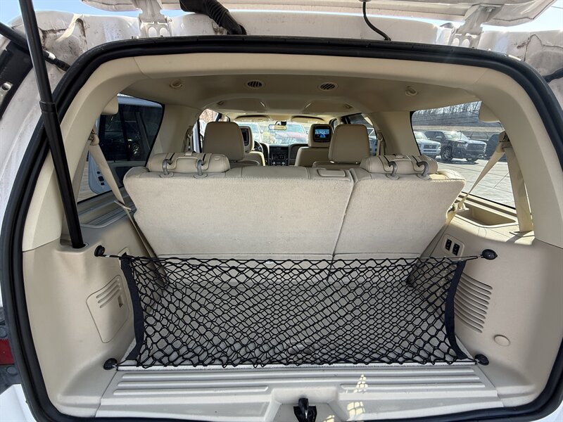 2015 Lincoln Navigator - Photo 11 - Cahokia, IL 62206