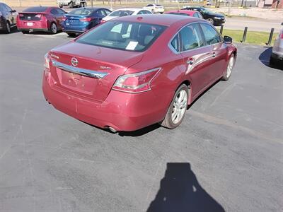 2015 Nissan Altima 3.5 S   - Photo 4 - Cahokia, IL 62206