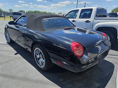 2004 Ford Thunderbird Deluxe   - Photo 2 - Belleville, IL 62223