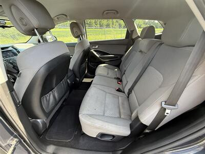 2017 Hyundai SANTA FE SE - Photo 9 - Cahokia, IL 62206