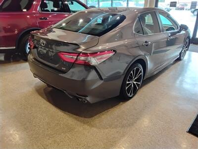 2018 Toyota Camry LE - Photo 4 - Cahokia, IL 62206