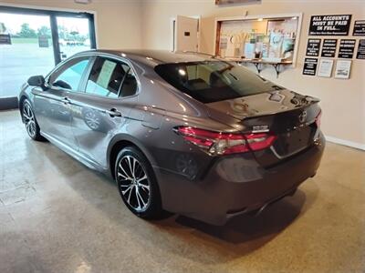 2018 Toyota Camry LE - Photo 3 - Cahokia, IL 62206
