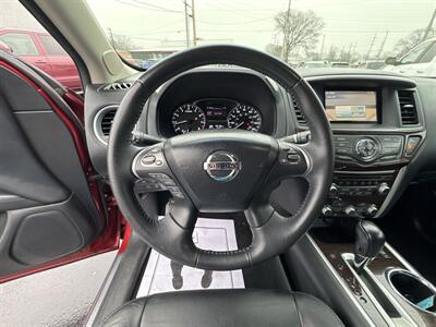 2014 Nissan Pathfinder S   - Photo 10 - Millstadt, IL 62260