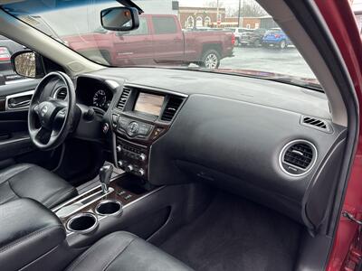 2014 Nissan Pathfinder S   - Photo 16 - Millstadt, IL 62260