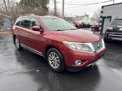 2014 Nissan Pathfinder S   - Photo 2 - Millstadt, IL 62260
