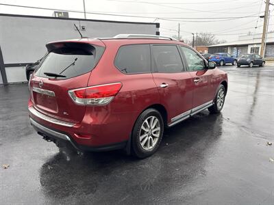 2014 Nissan Pathfinder S   - Photo 3 - Millstadt, IL 62260