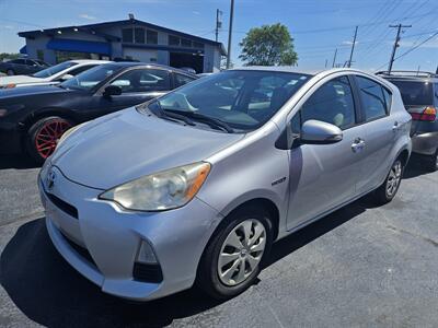 2012 Toyota Prius c One   - Photo 4 - Belleville, IL 62223