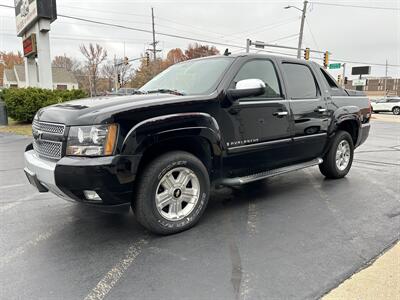 2007 Chevrolet Avalanche LS 1500   - Photo 3 - Fairview Heights, IL 62208