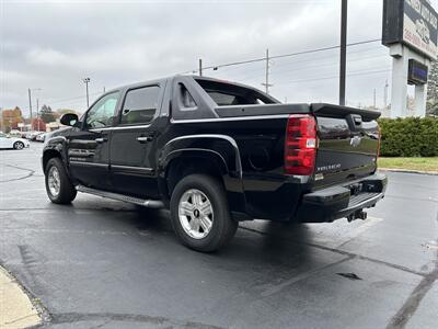 2007 Chevrolet Avalanche LS 1500   - Photo 5 - Fairview Heights, IL 62208