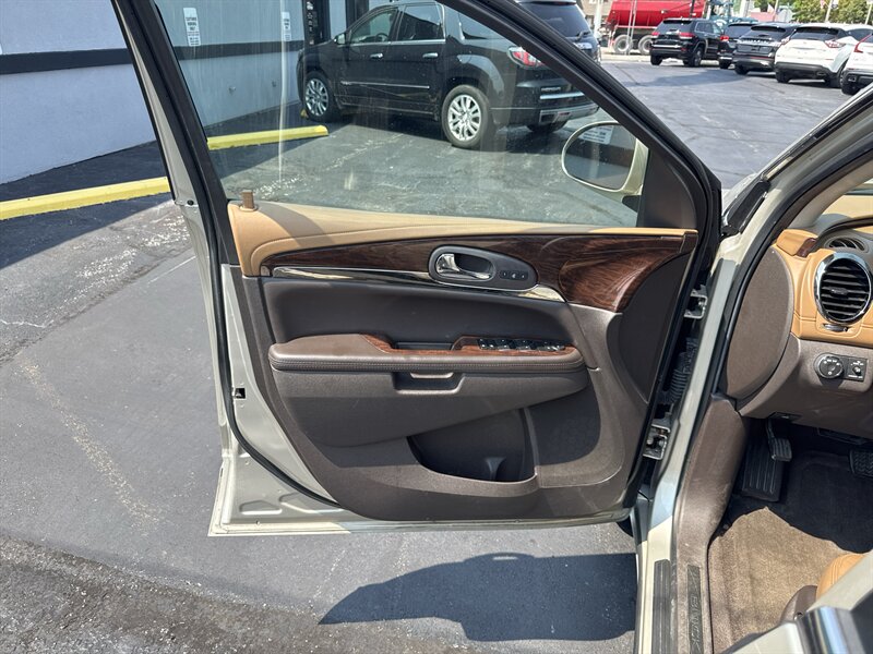 2015 Buick Enclave Leather - Photo 12 - Millstadt, IL 62260