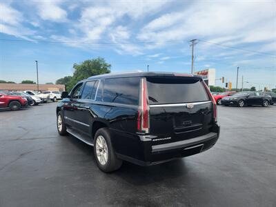 2016 Cadillac Escalade ESV Luxury Collection   - Photo 3 - Cahokia, IL 62206