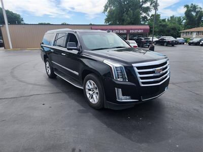 2016 Cadillac Escalade ESV Luxury Collection   - Photo 2 - Cahokia, IL 62206