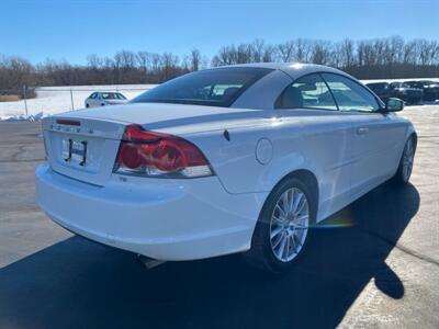 2009 Volvo C70 T5   - Photo 4 - Cahokia, IL 62206