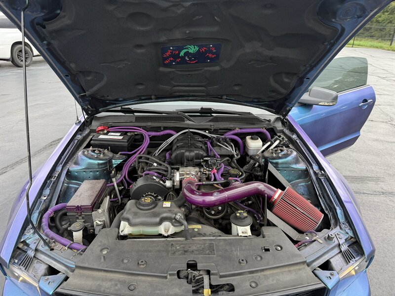2005 Ford Mustang V6 Deluxe - Photo 13 - Cahokia, IL 62206